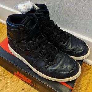 Air Jordan 1 'Cyber Monday's size 12